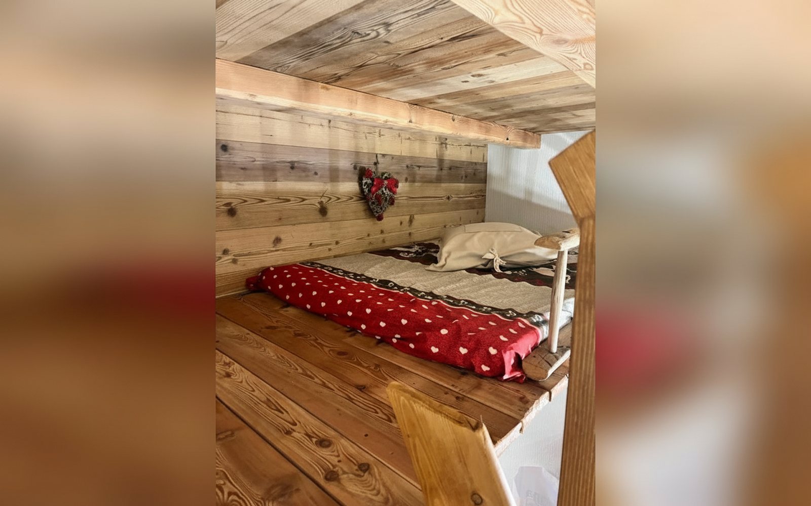 Nido di Cloe, zona relax su soppalco